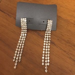 Dangling Crystal Earrings 🎉2 for $12🎉